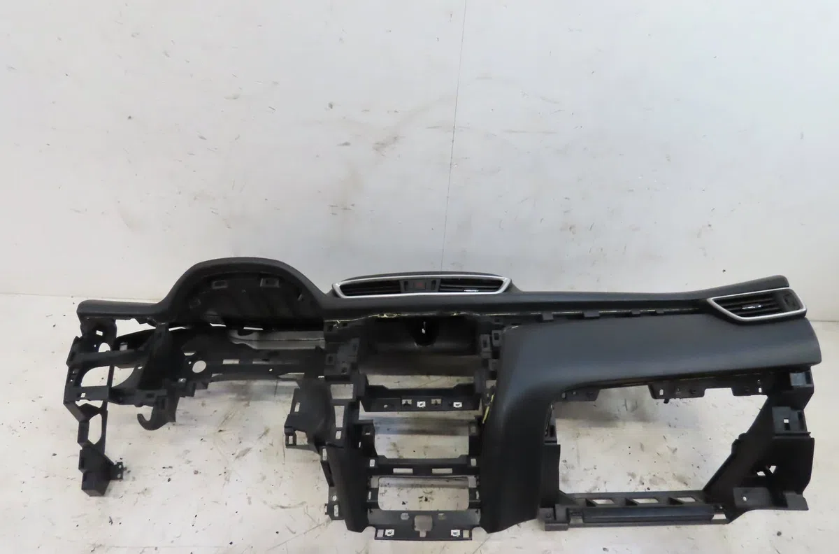 Planche de bord Nissan QASHQAI II SUV (J11, J11_) 1.2 dig-t (2013) occasion