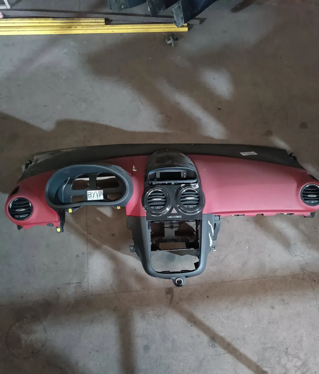 Planche de bord Opel CORSA D (S07) 1.3 cdti (l08, l68) (2006-2014) 5 portes occasion