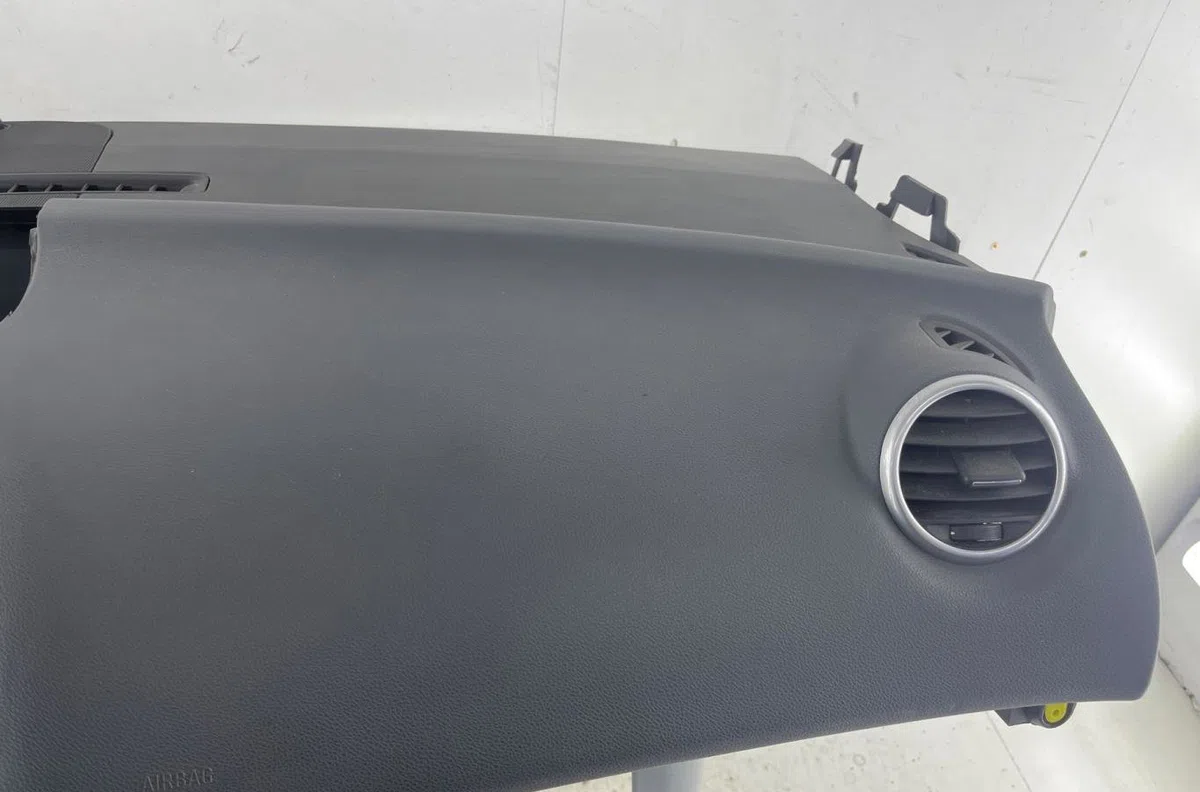 Planche de bord OPEL MERIVA B PHASE 1 occasion