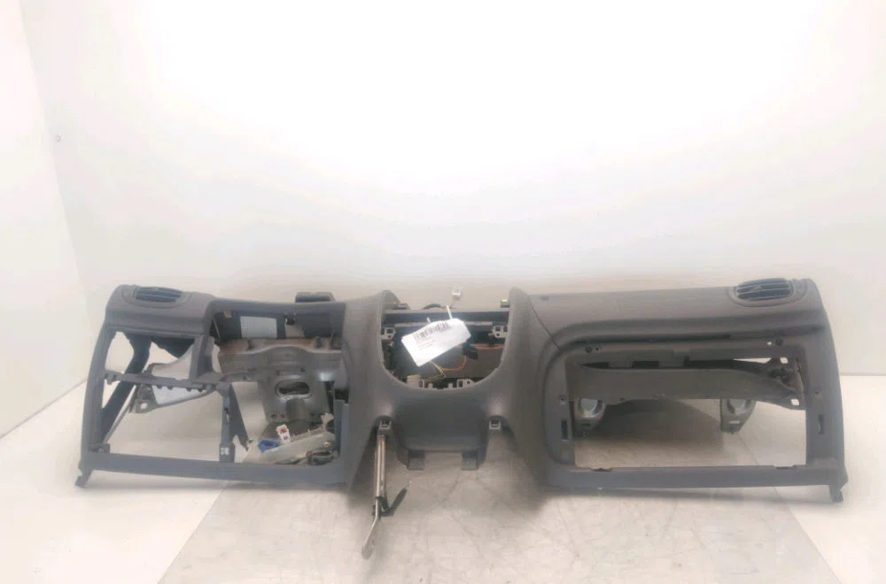 Planche de bord Peugeot 206 3-5 portes (2A-C) 1.4 i (1998-2012) 3 portes occasion