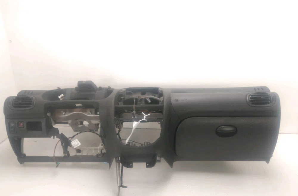 Planche de bord Peugeot 206 SW (2E-K) 1.4 hdi (2002-2007) 5 portes occasion