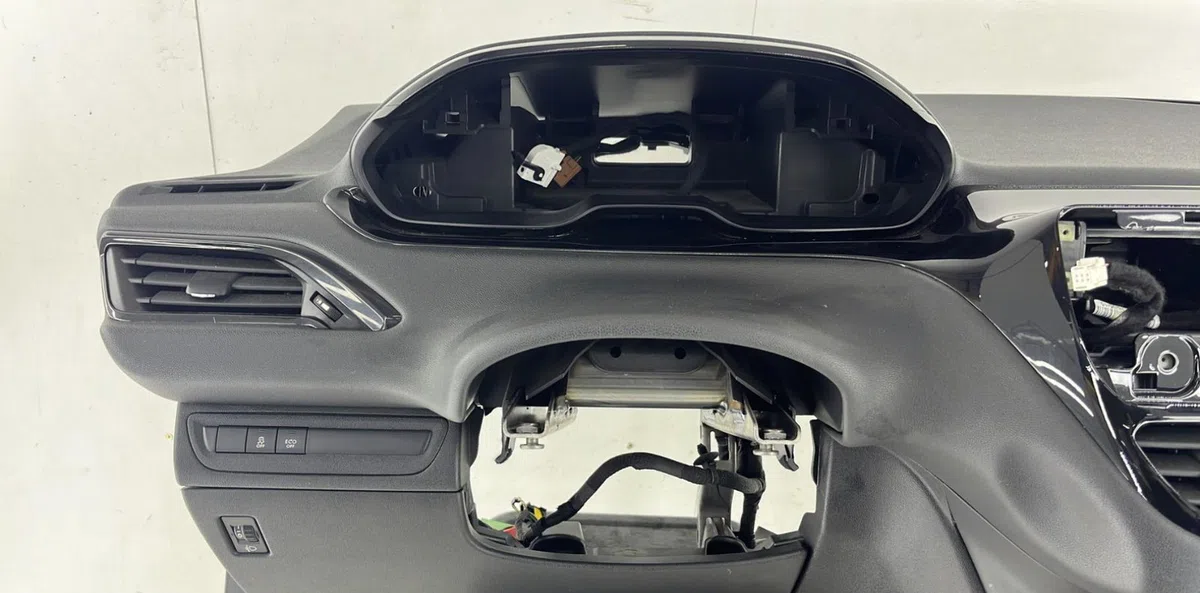 Planche de bord PEUGEOT 208 1 PHASE 2 occasion