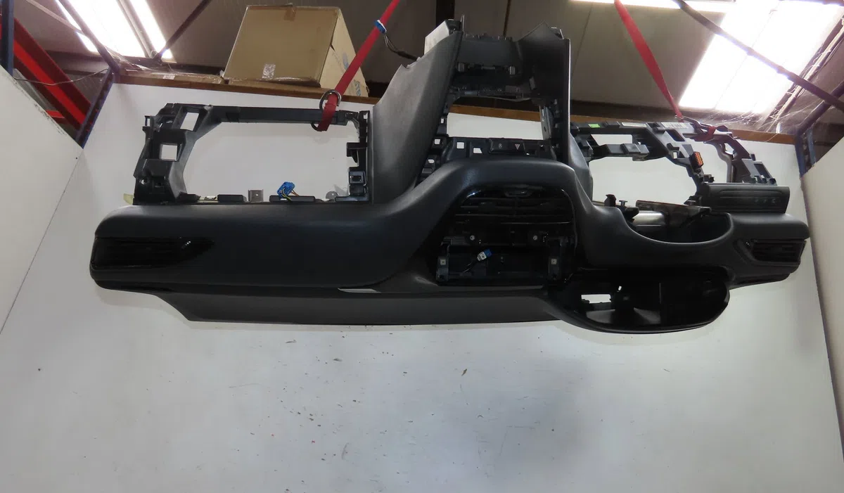 Planche de bord PEUGEOT 208 2016 occasion