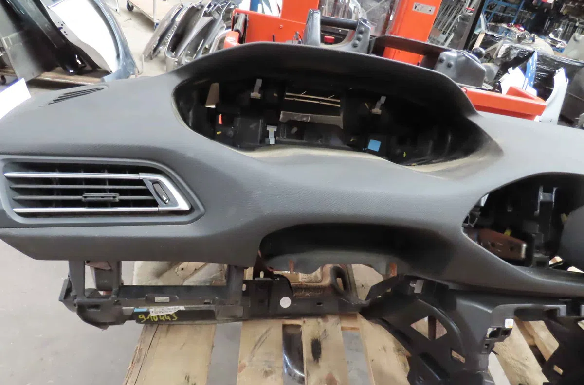 Planche de bord PEUGEOT 308 II occasion