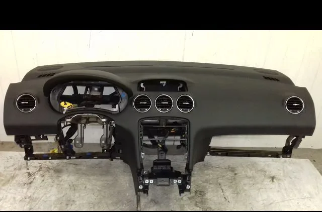 Planche de bord Peugeot 308 SW I (4E_, 4H_) 1.6 hdi (2009-2014) occasion