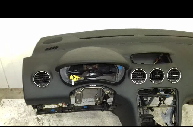 Planche de bord Peugeot 308 SW I (4E_, 4H_) 1.6 hdi (2009-2014) occasion
