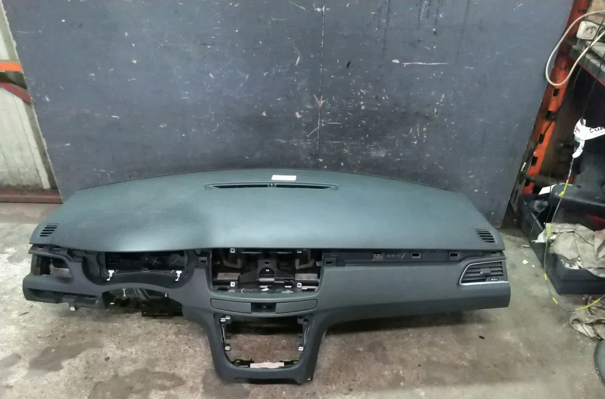 Planche de bord Peugeot 508 I (8D_) 1.6 bluehdi 120 (2014-2018) occasion