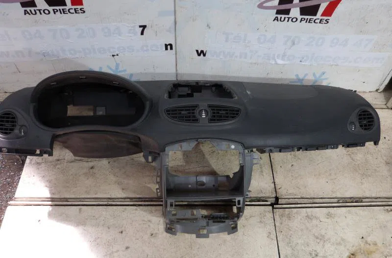 Planche de bord RENAULT CLIO 3 PHASE 1 occasion