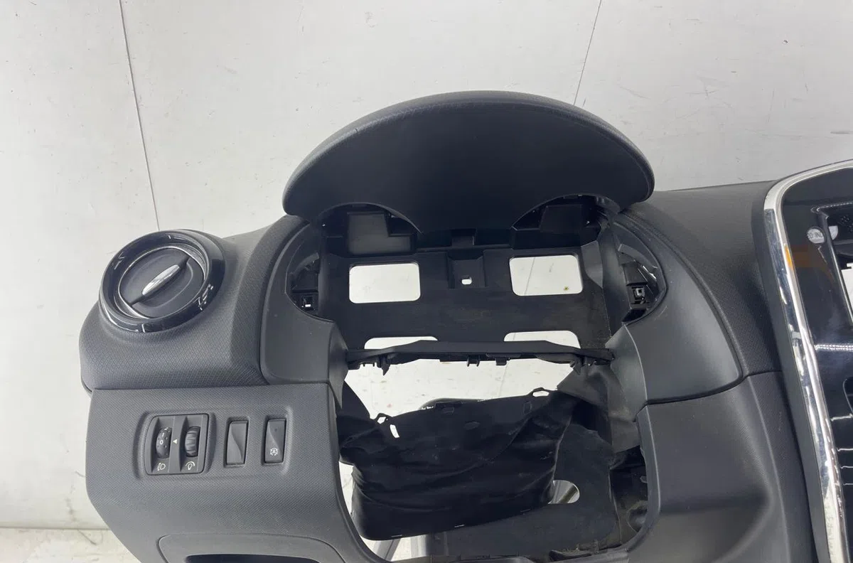 Planche de bord RENAULT CLIO 4 PHASE 1 occasion