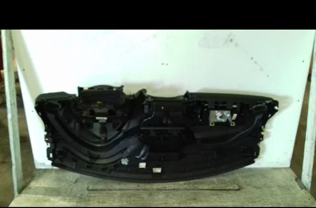 Planche de bord Renault CLIO IV (BH_) 0.9 tce 90 (2012) 5 portes occasion
