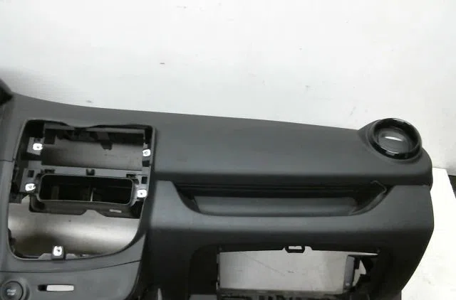 Planche de bord Renault CLIO IV (BH_) 1.5 dci 90 (2012) 5 portes occasion