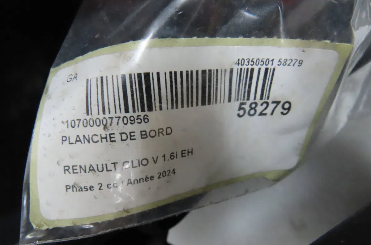 Planche de bord Renault CLIO V (B7_) 1.6 e-tech 140 (b7mu) (2020) occasion