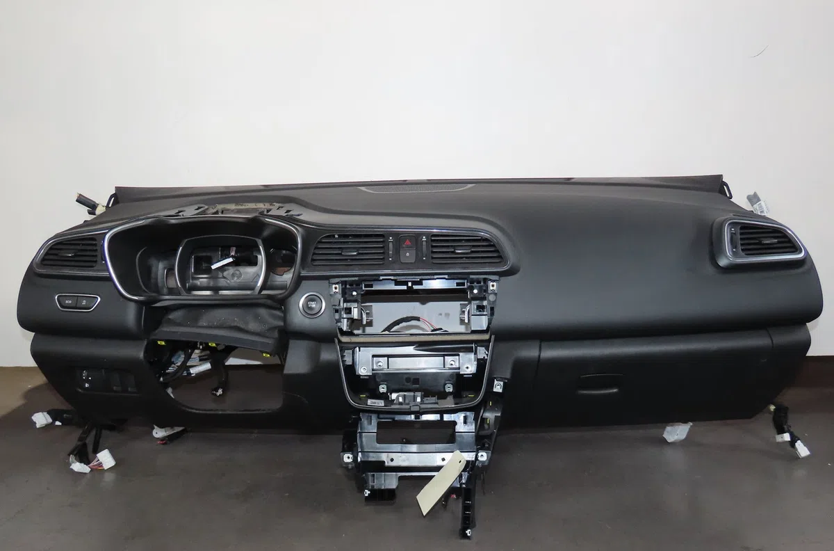 Planche de bord Renault KADJAR (HA_, HL_) 1.3 tce 140 (2018) occasion
