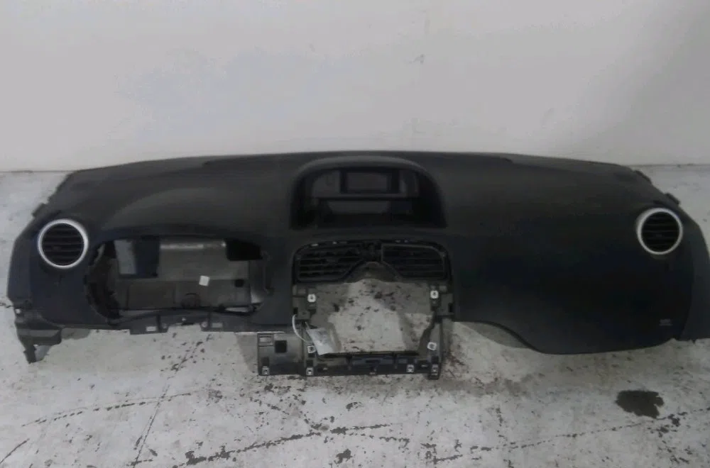 Planche de bord Renault KANGOO Express (FW0-1_) 1.5 dci 90 (fw0g, fw05, fw08, fw11) (2009) 4 portes occasion
