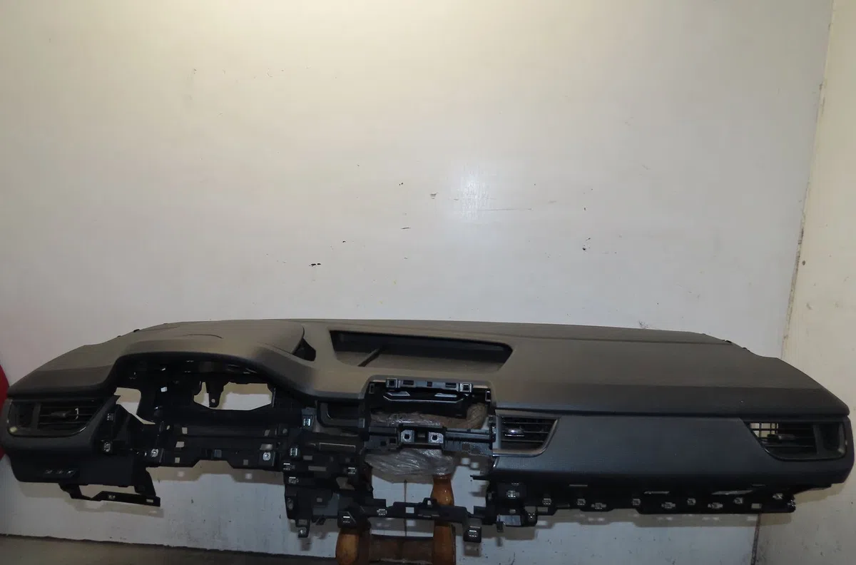 Planche de bord Renault KANGOO III Camionnette-Monospace 1.5 blue dci 95 (fjab) (2021) occasion