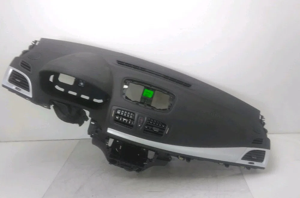 Planche de bord Renault MEGANE III Coupé (DZ0-1_) 1.5 dci (dz09, dz0d, dz1f, dz1g, dz14, dz29) (2009-2015) 3 portes occa