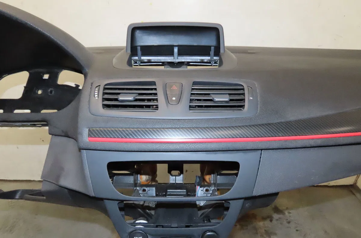Planche de bord Renault MEGANE III Grandtour (KZ0-1) 1.5 dci (kz09, kz0d, kz1g, kz29, kz14, kz1w, kz10, kz1f,... (2009) 