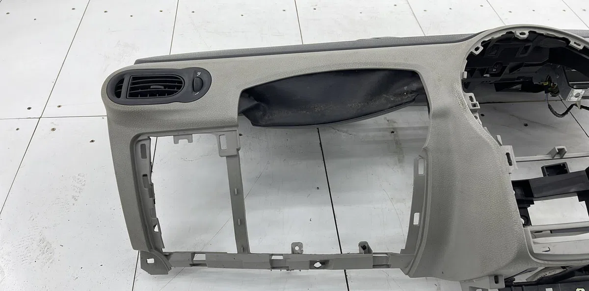 Planche de bord RENAULT MODUS PHASE 1 occasion