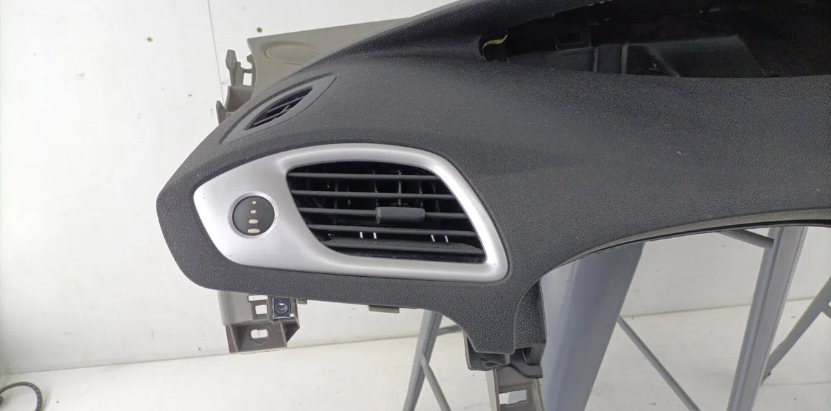 Planche de bord RENAULT SCENIC 3 PHASE 1 occasion