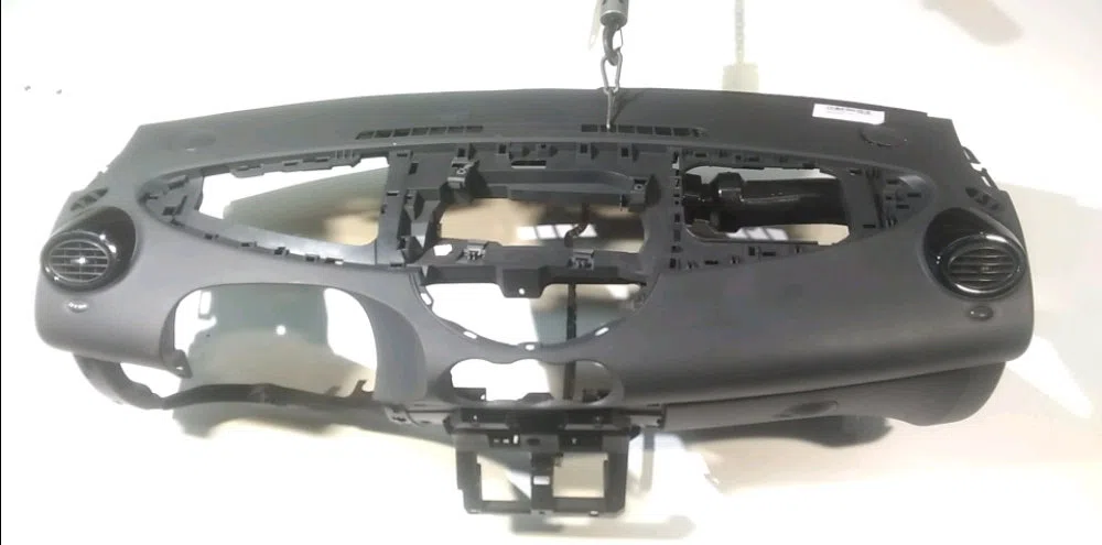Planche de bord Renault TWINGO II (CN0_) 1.2 16v (cn04, cn0a, cn0b) (2007-2014) 3 portes occasion