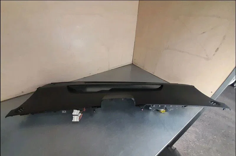Planche de bord Toyota PRIUS Liftback (_W2_) 1.5 hybrid (nhw20_) (2003-2009) occasion