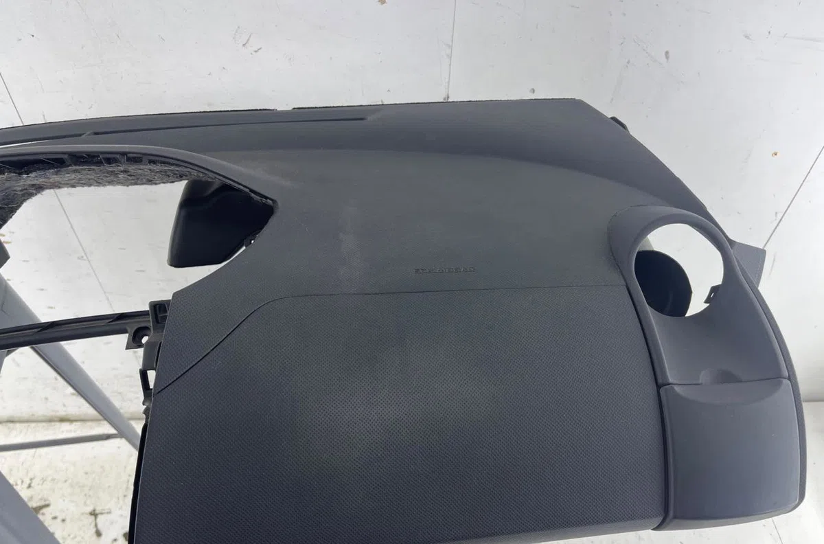 Planche de bord TOYOTA YARIS 2 PHASE 2 occasion