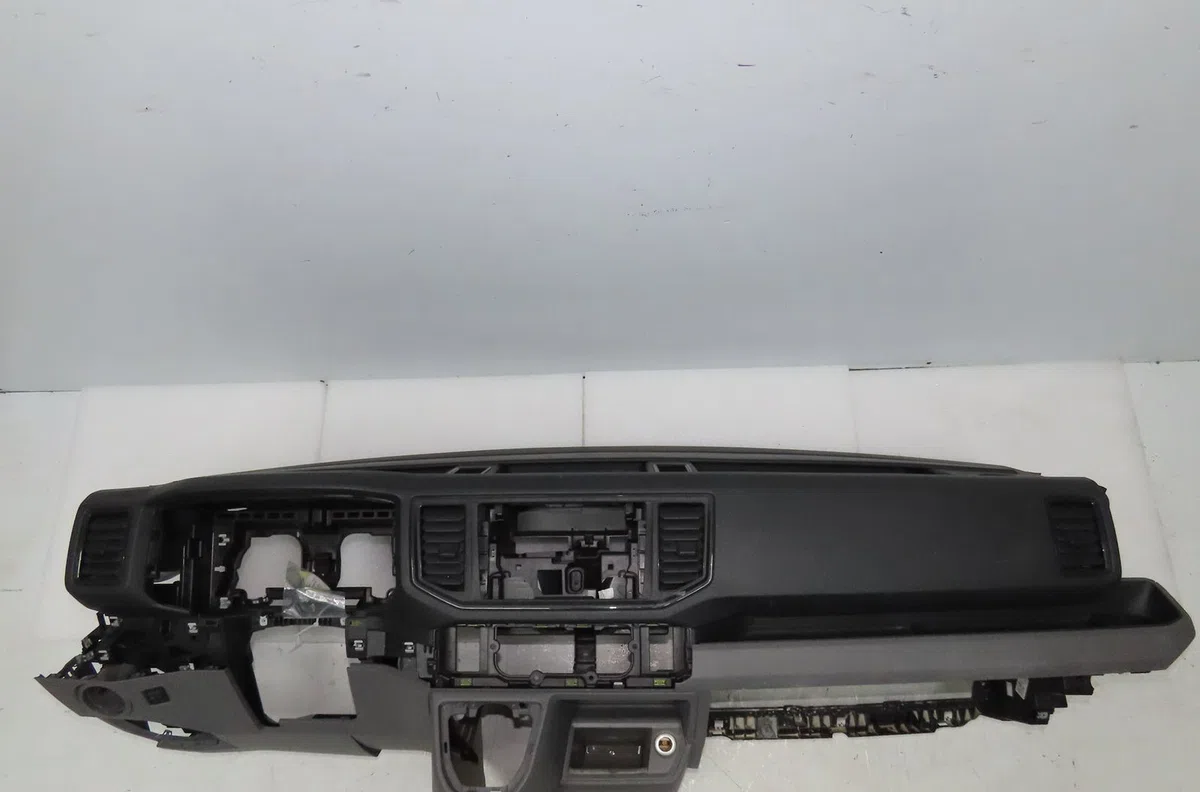 Planche de bord Volkswagen CRAFTER Camionnette (SY_, SX_) 2.0 tdi (2016) occasion