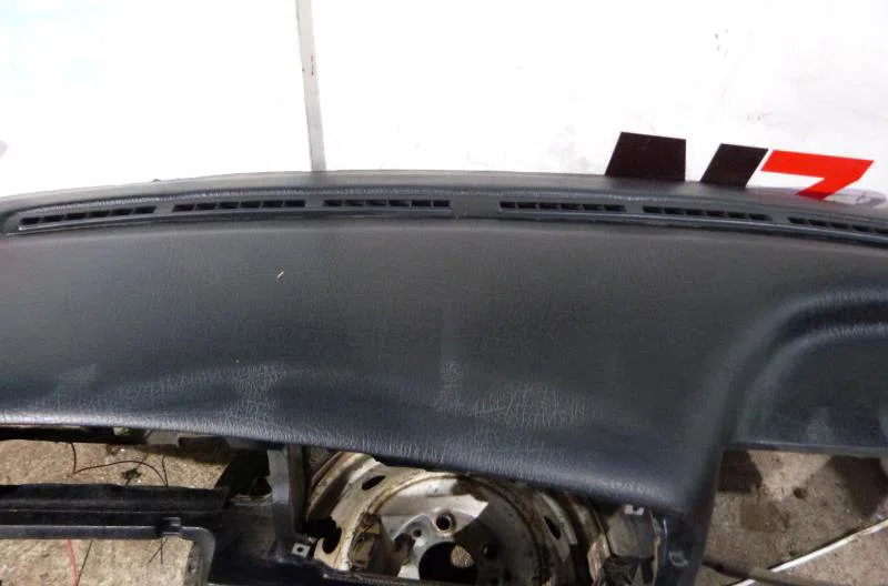Planche de bord VOLKSWAGEN GOLF 3 BREAK occasion