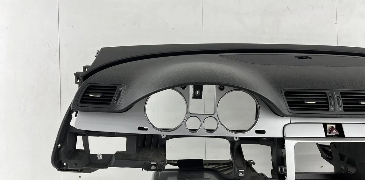 Planche de bord VOLKSWAGEN PASSAT 5 BREAK occasion