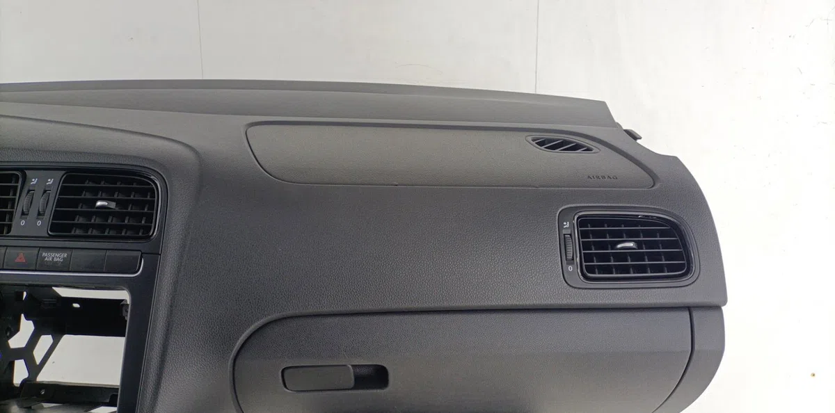 Planche de bord VOLKSWAGEN POLO 5 PHASE 1 occasion