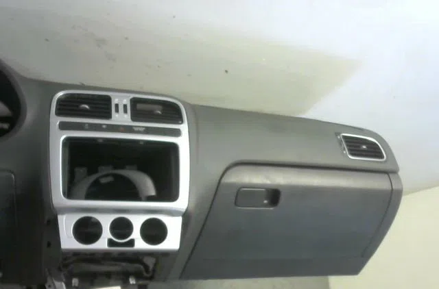 Planche de bord Volkswagen POLO V (6R1, 6C1) 1.6 tdi (2009) 5 portes occasion