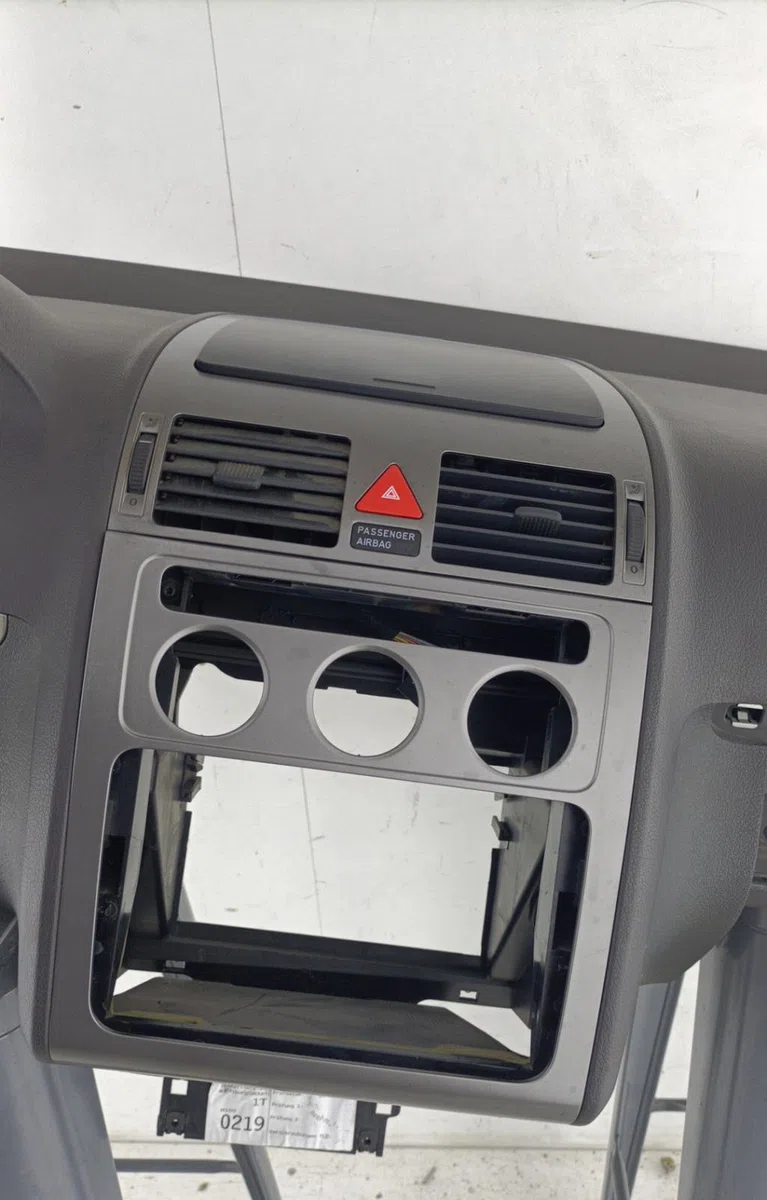 Planche de bord VOLKSWAGEN TOURAN 1 PHASE 2 occasion