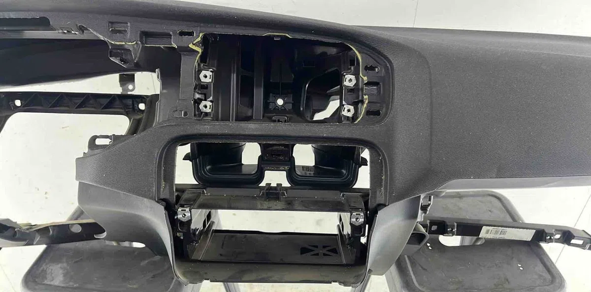 Planche de bord VOLVO V 40 2 PHASE 1 BREAK occasion
