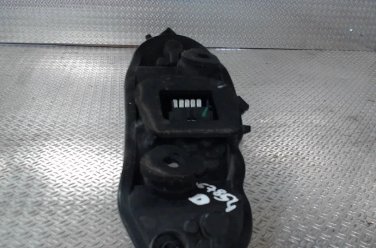 Platine feu ard Opel CORSA D (S07) 1.3 cdti (l08, l68) (2006-2014) 5 portes occasion