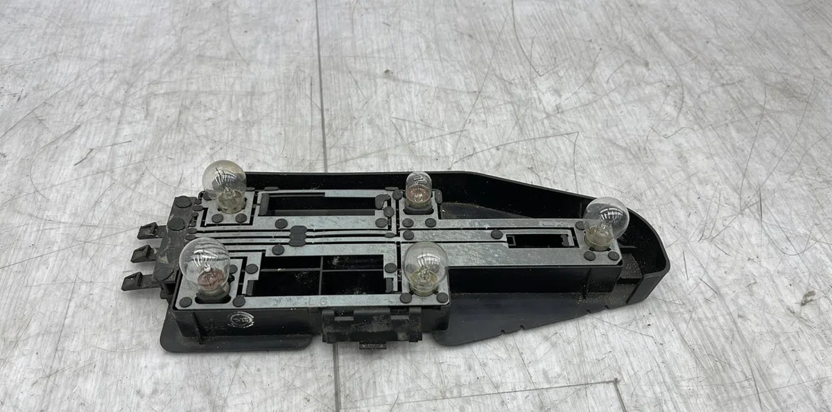 Platine feu ard PEUGEOT 405 PHASE 1 occasion
