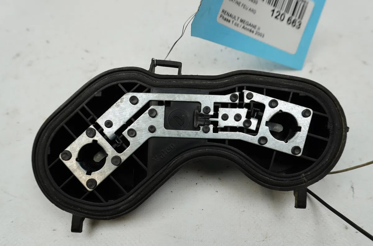 Platine feu ard Renault MEGANE II (BM0-1_, CM0-1_) 1.5 dci (bm0f, bm0t, bm2b, cm0f, cm0t) (2002-2008) 5 portes occasion