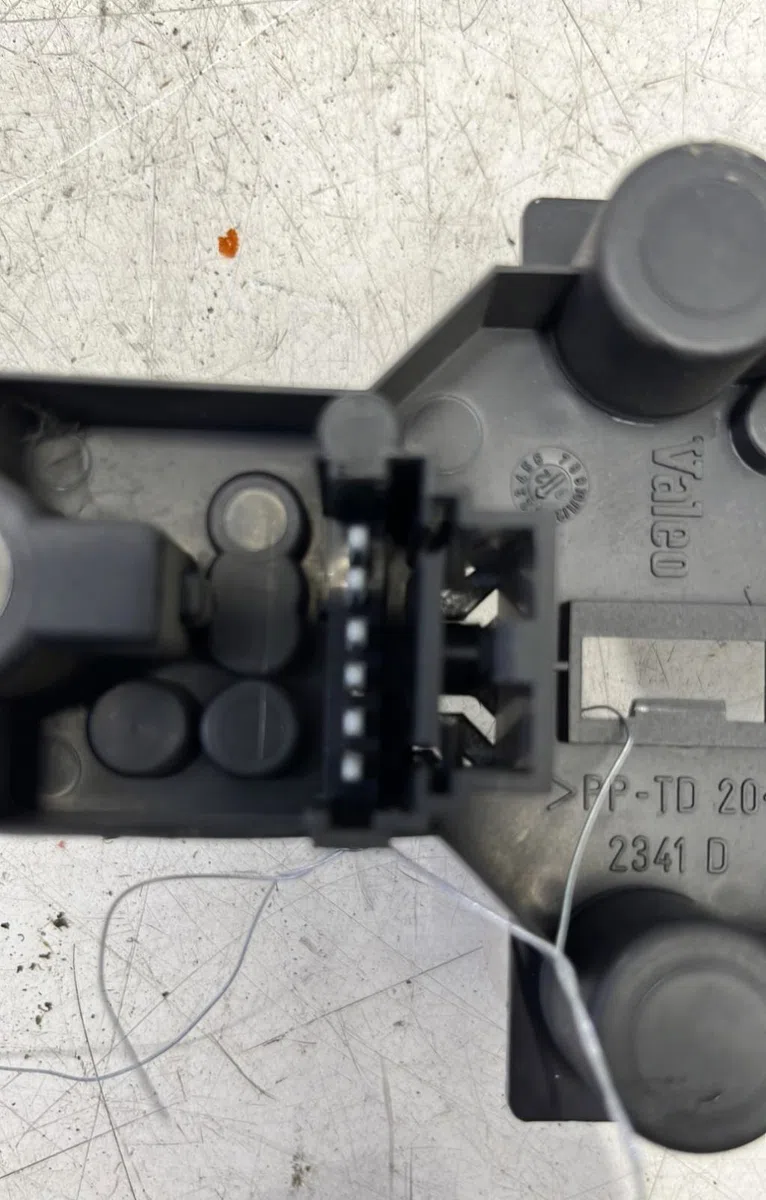 Platine feu ard Renault SCÉNIC I Monospace (JA0-1_, FA0_) 1.6 (ja00, ja16, ja15, ja19, ja1v, ja2b, ja2c, ja0b,... (1999-