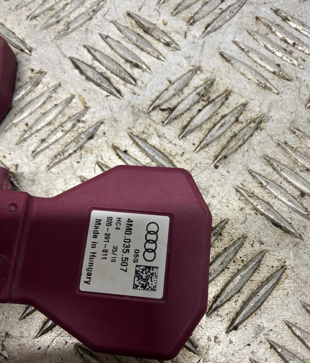 Platine fusible av AUDI TT 3 COUPE PHASE 2 occasion