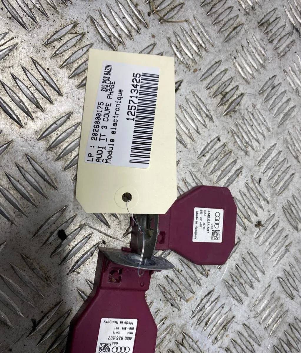 Platine fusible av AUDI TT 3 COUPE PHASE 2 occasion