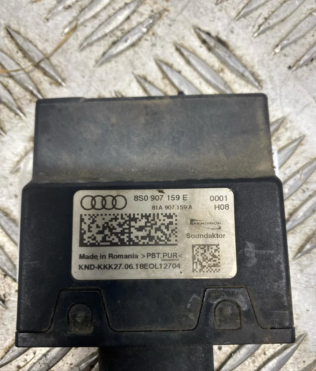 Platine fusible av AUDI TT 3 COUPE PHASE 2 occasion