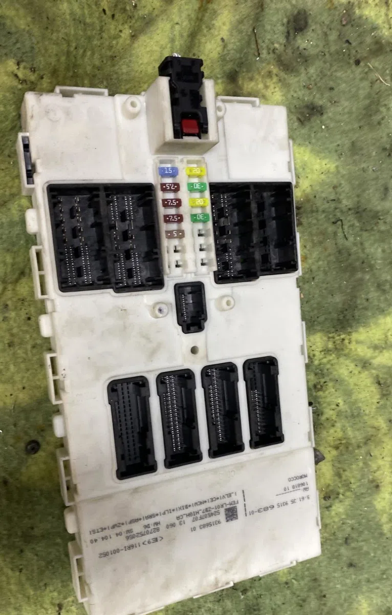 Platine fusible av BMW SERIE 3 F30 PHASE 1 occasion