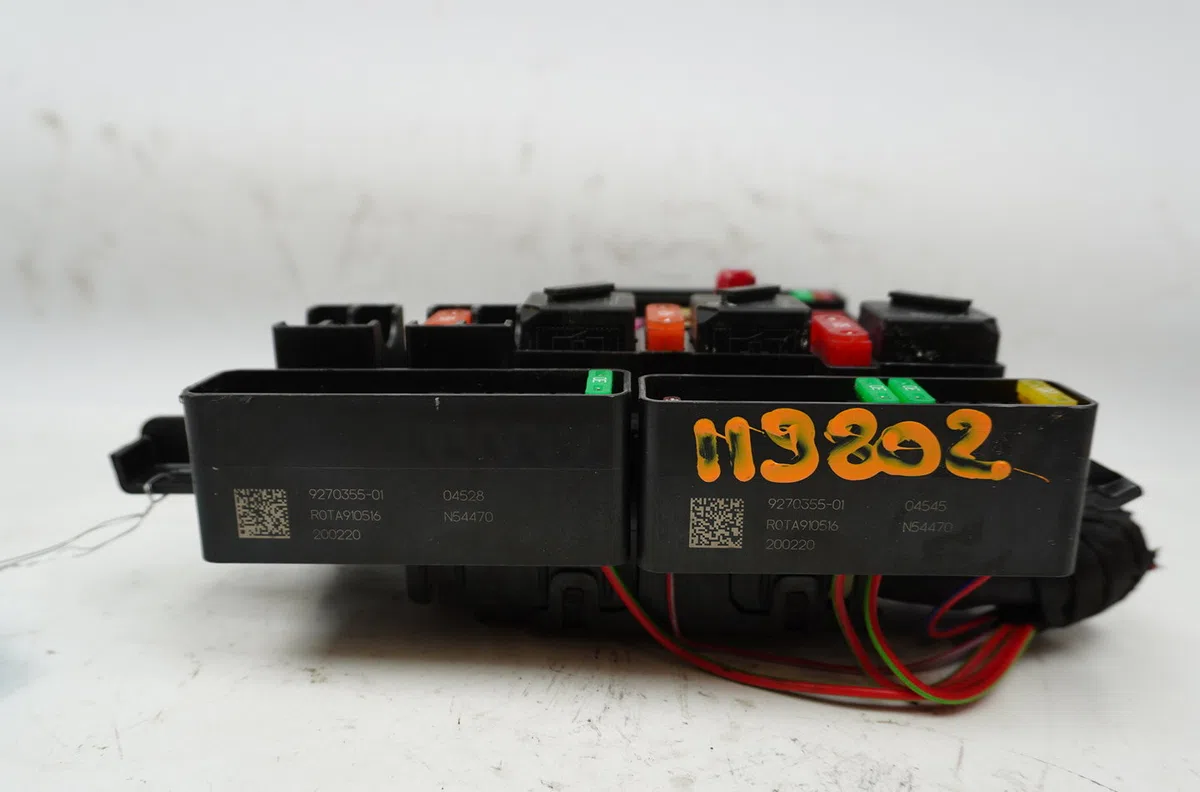 Platine fusible av Bmw X1 (F48) Sdrive 16 d (2014) occasion