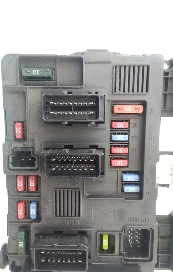 Platine fusible av Citroen BERLINGO - BERLINGO FIRST Camionnette-Monospace (M_) 1.6 hdi 75 (mb9hw) (2005-2011) 3 portes