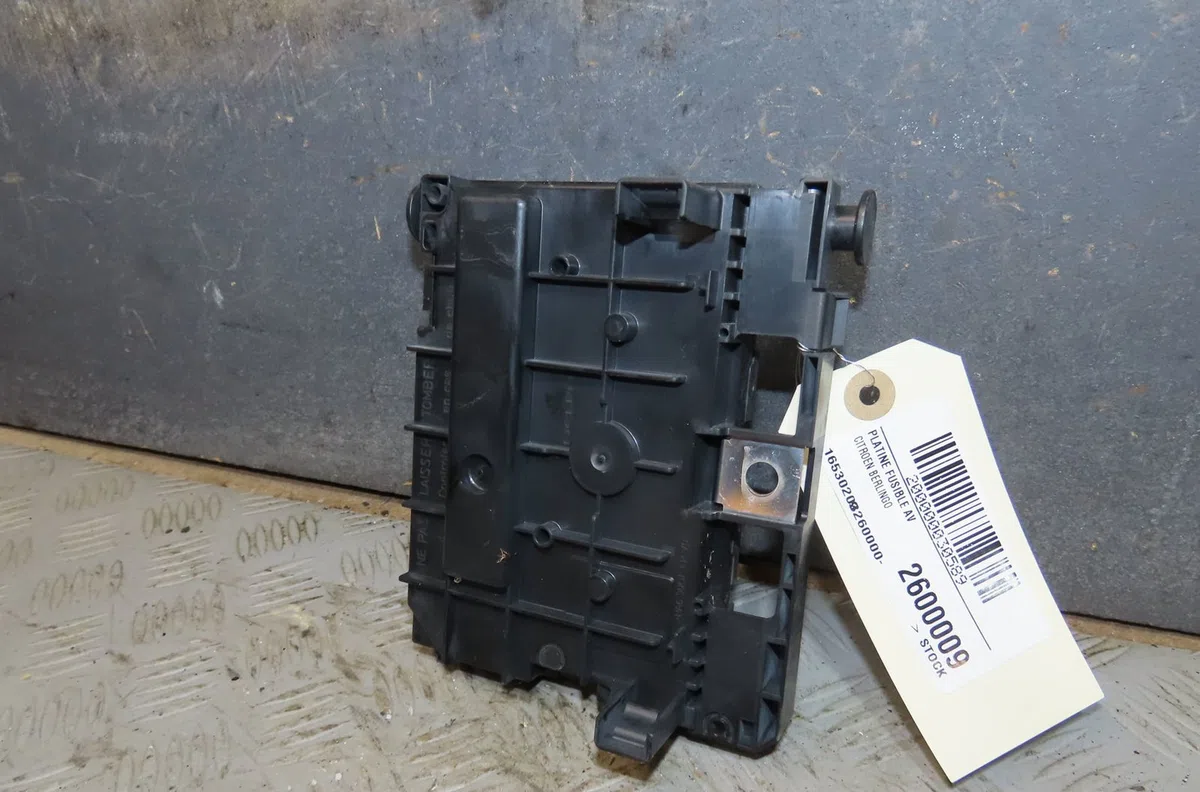 Platine fusible av Citroen BERLINGO MULTISPACE (B9) 1.6 hdi 115 (2010) occasion