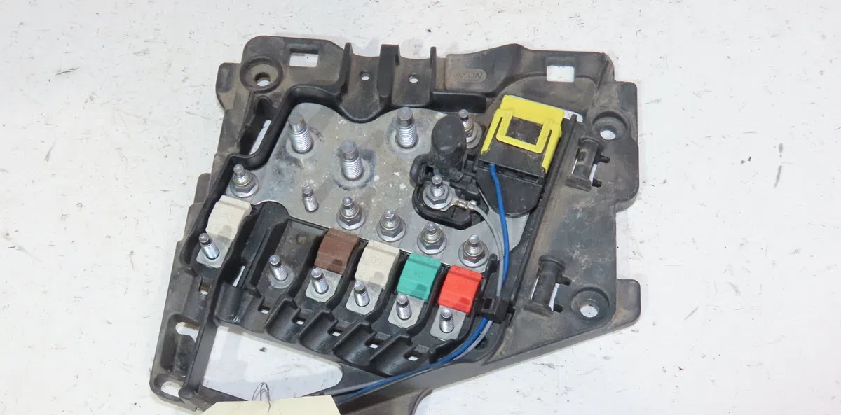 Platine fusible av Citroën C3 II (SC_) 1.6 hdi (2009-2016) 5 portes occasion