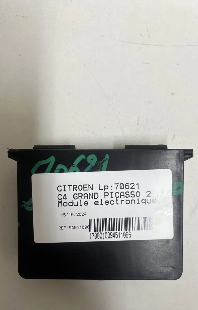 Platine fusible av Citroen C4 GRAND PICASSO II (DA_, DE_) 2.0 bluehdi 150 (2013) occasion