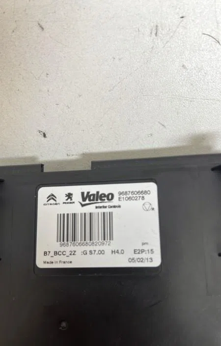 Platine fusible av Citroen DS4 (NX_) 1.6 hdi 115 (2012-2015) occasion