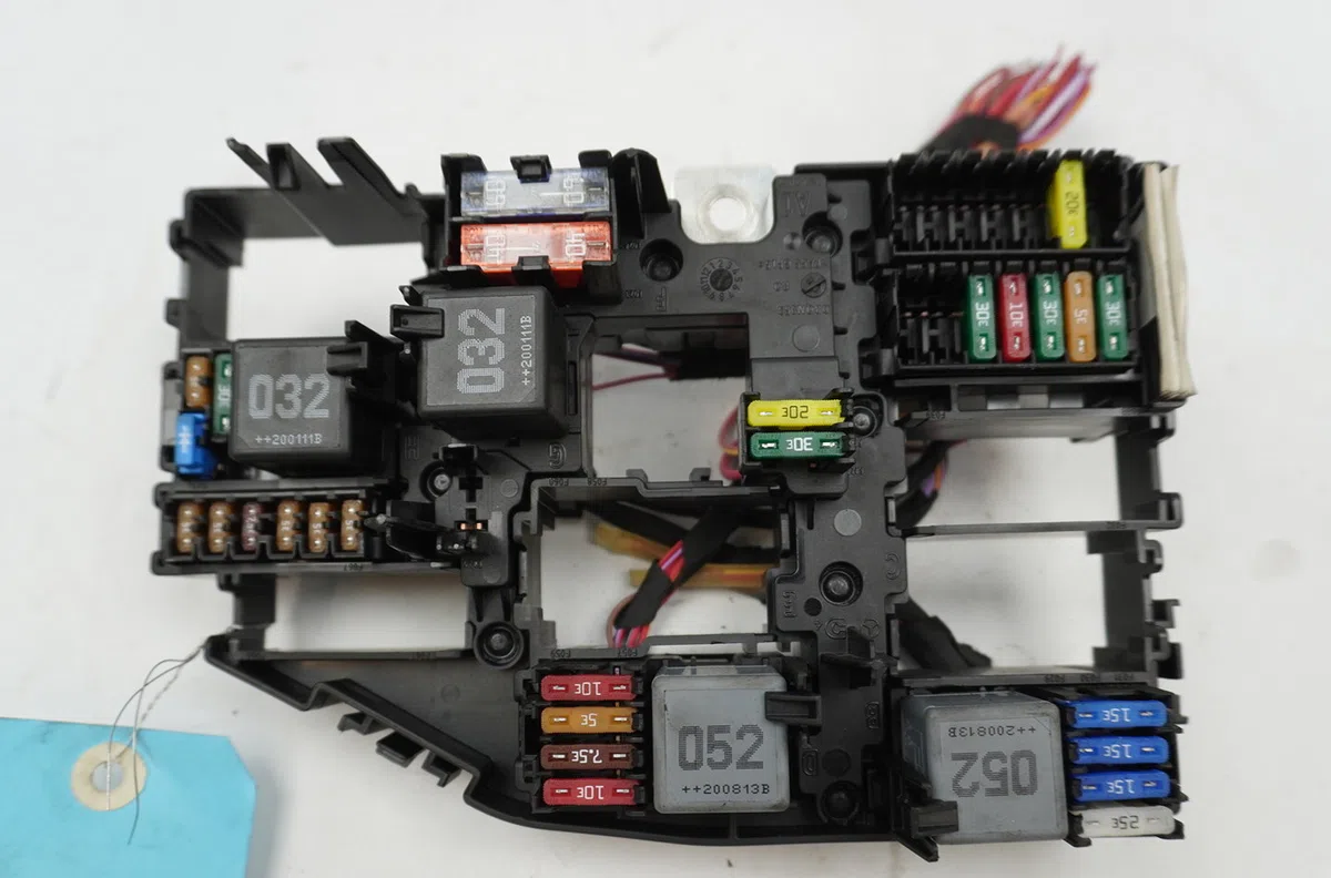 Platine fusible av Mercedes-benz CLA (C118) Cla 200 d (118.312) (2019) occasion