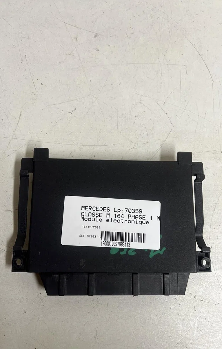 Platine fusible av Mercedes-benz CLASSE M (W164) Ml 320 cdi 4-matic (164.122) (2005-2009) occasion