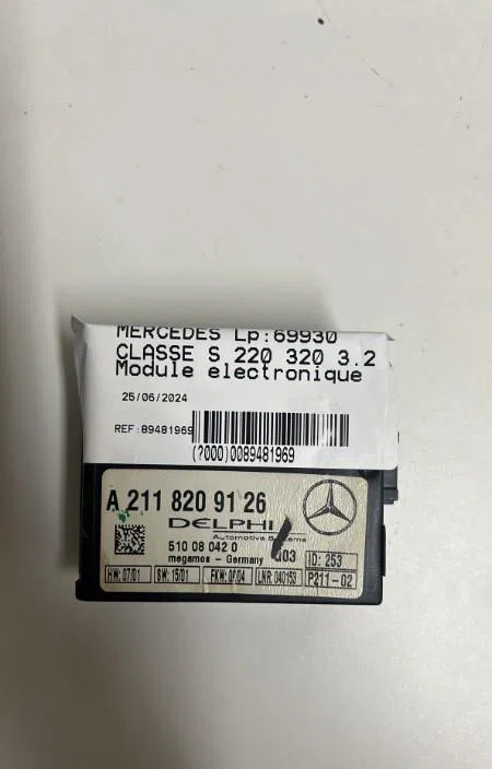Platine fusible av Mercedes-benz CLASSE S (W220) S 320 cdi (220.025, 220.125) (2002-2005) occasion
